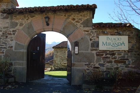 palacio miranda quiros|Palacio de los Miranda, Casa Rural en Quirós, Asturias